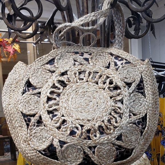 LEOPARD HANDMADE BAG - Picture 3 of 3